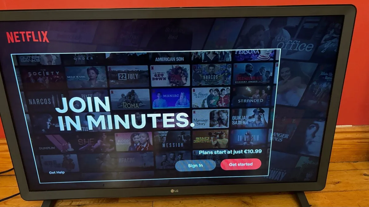 32” LG Smart TV with WebOS - Image 2