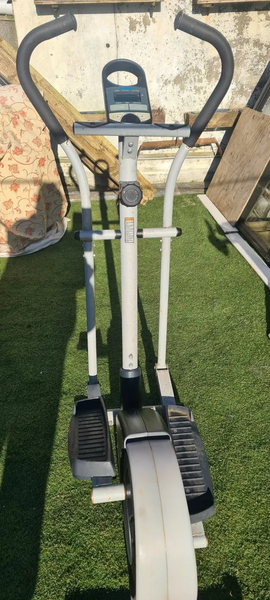 Full set of exercise equipment for home gym, - Image 3