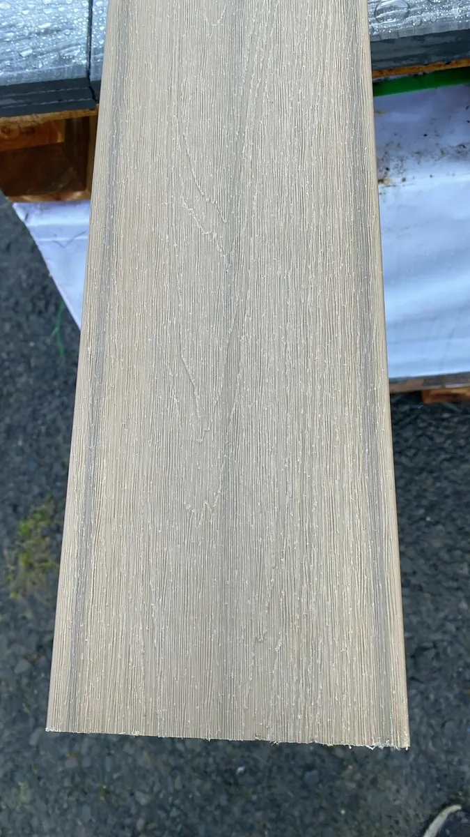 Premium Composite decking - Image 4