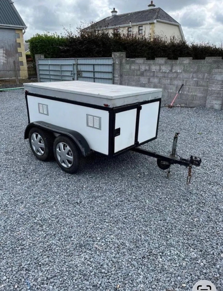 Twin Axle Dog Trailer - Image 2