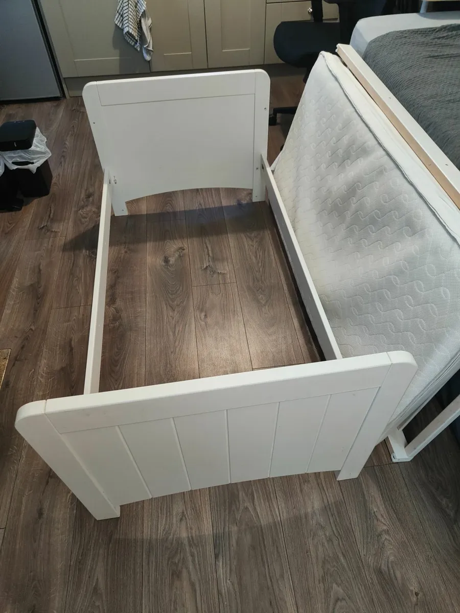 White Kids Toddler Bed & Mattres - Image 2