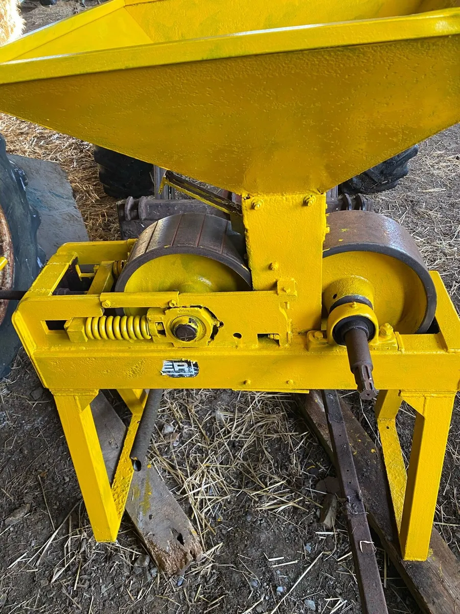 McMaster Roller - Image 1