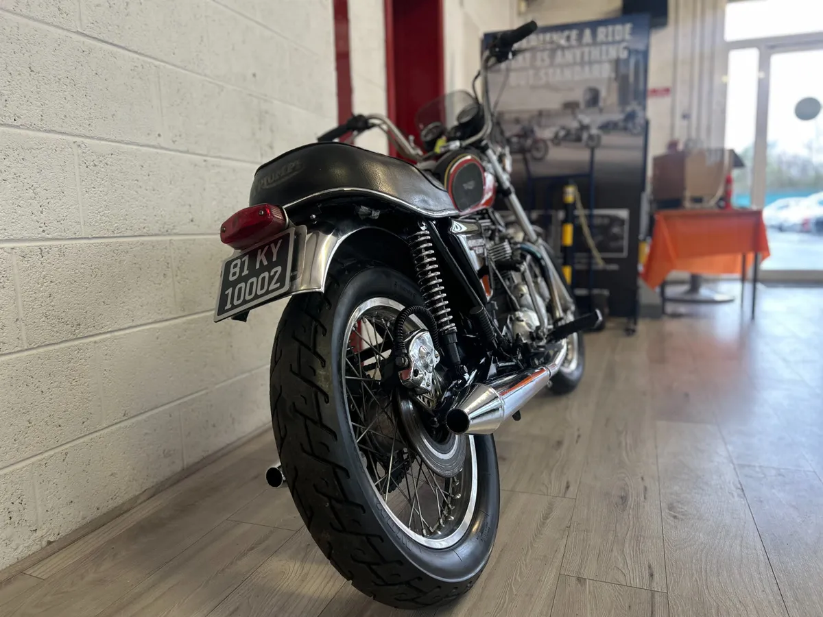 1981 Triumph Bonneville 750 - Image 3