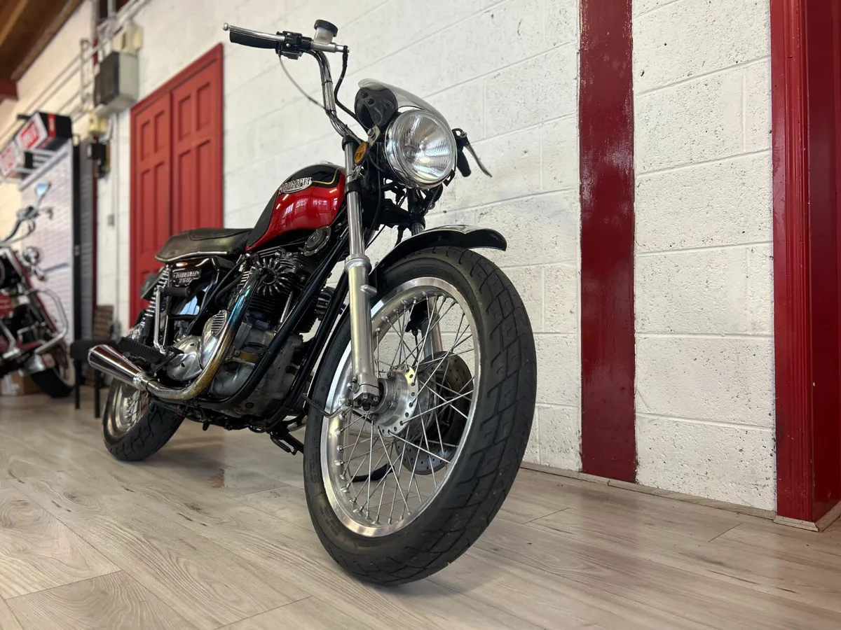 1981 Triumph Bonneville 750 - Image 4