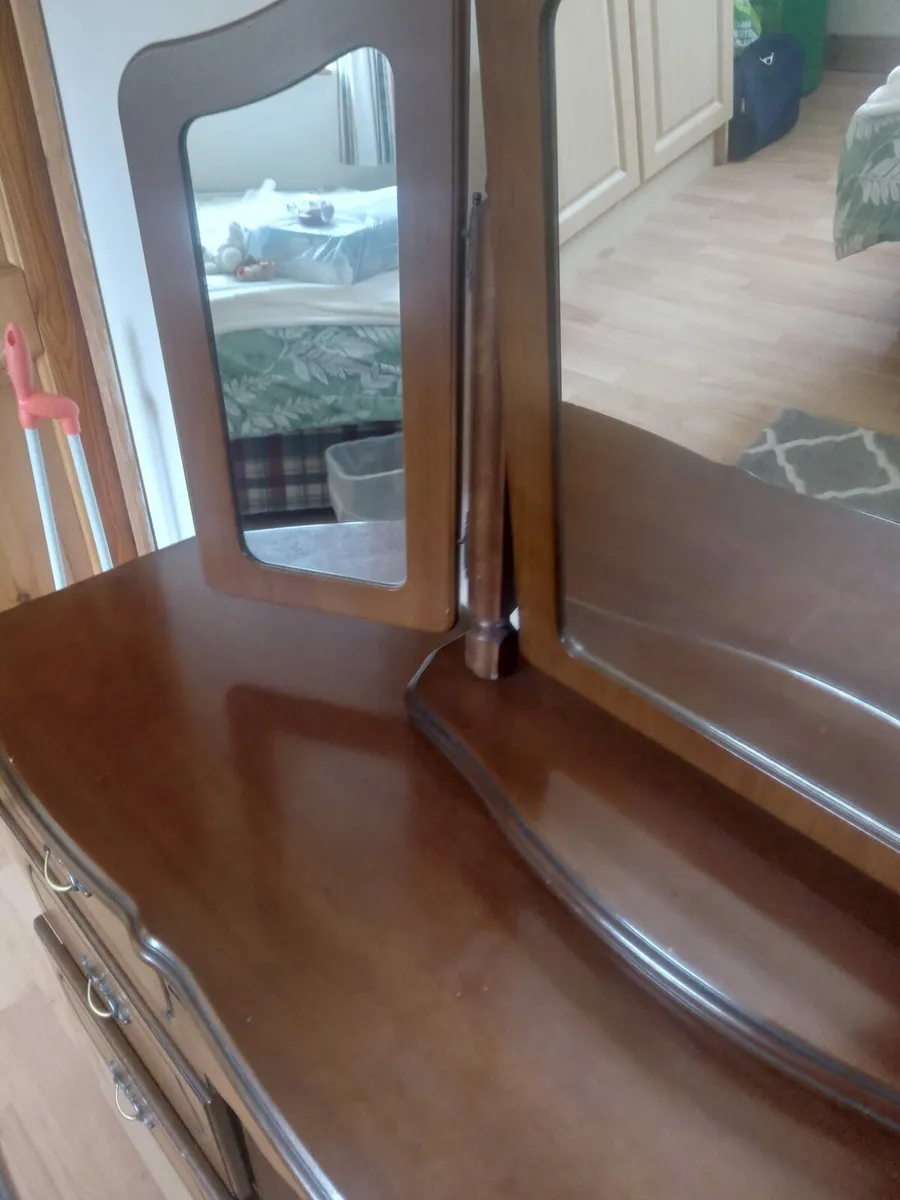 Mahogany table and mirror - Image 4