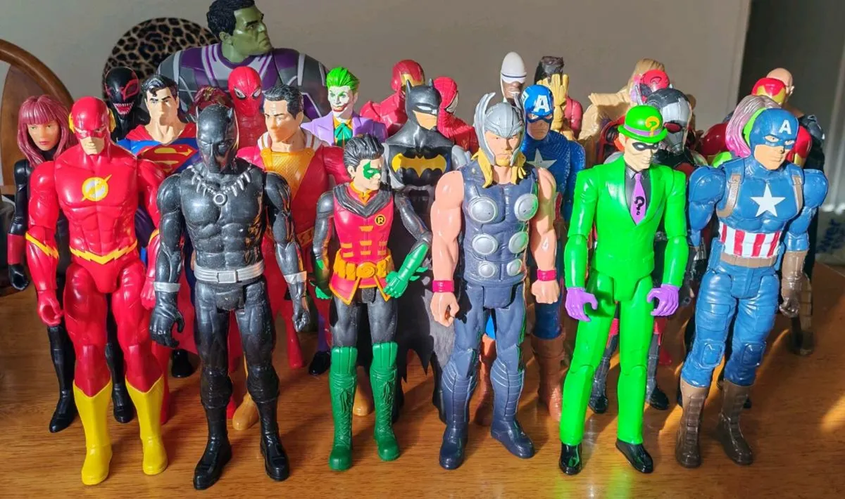 Marvel Avengers Titan Hero Action Figures - Image 1