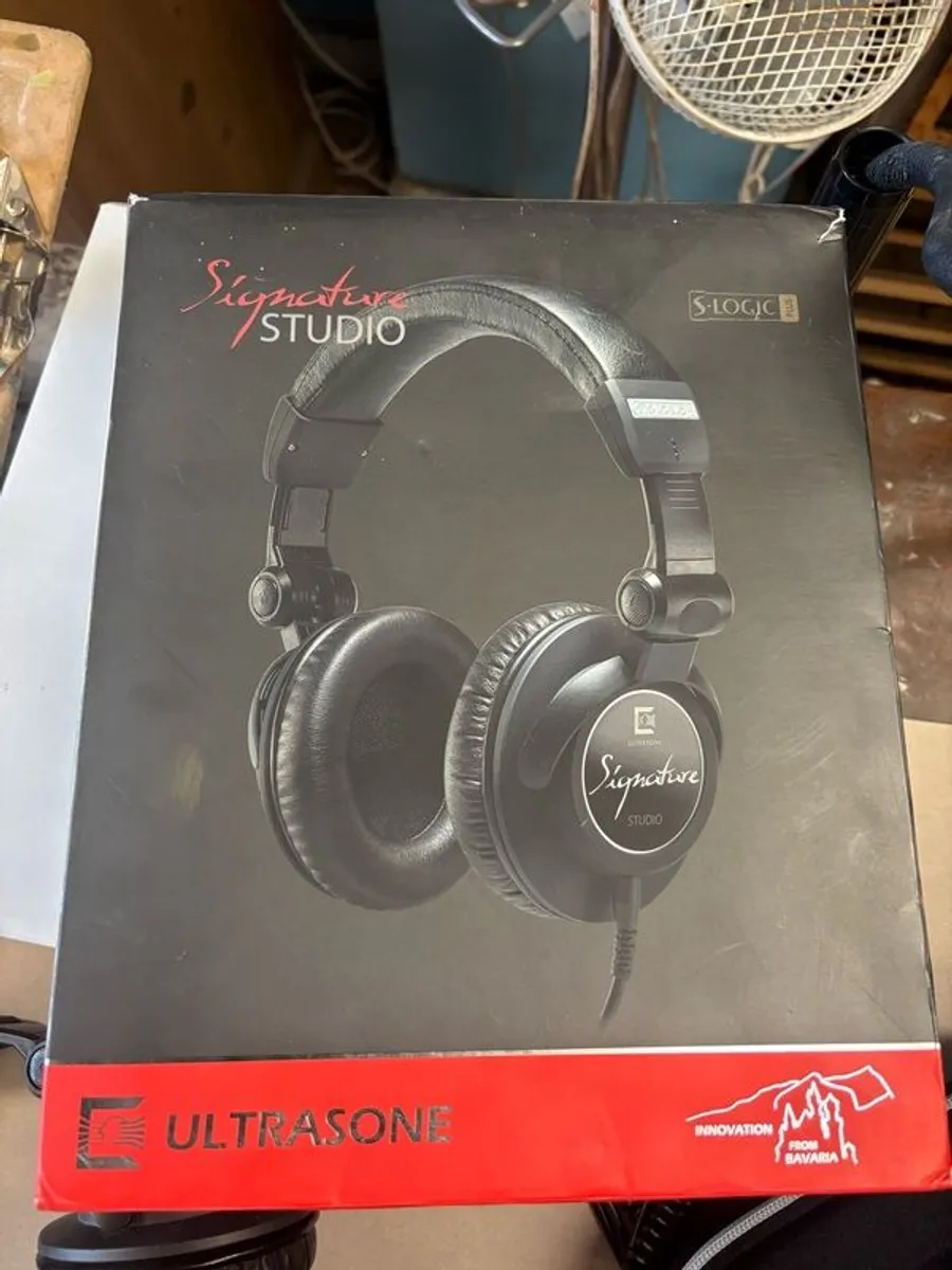 Ultrasone Signature Studio - Image 1