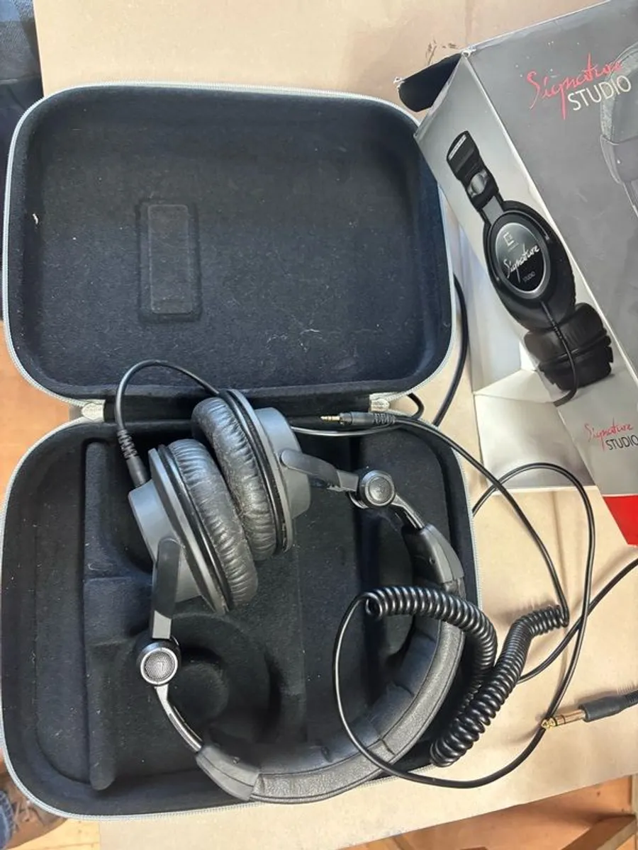 Ultrasone Signature Studio - Image 3