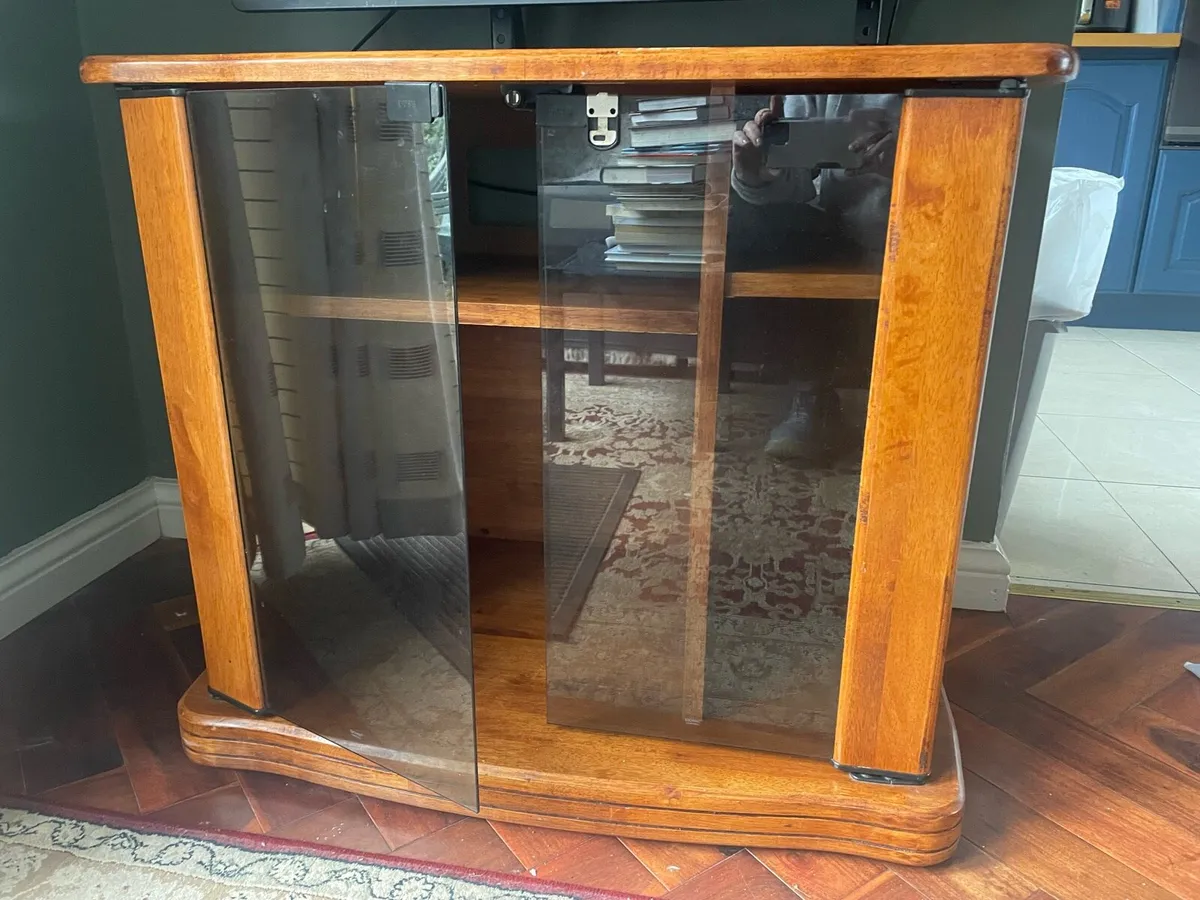 Cabinet/TV Stand - Image 1