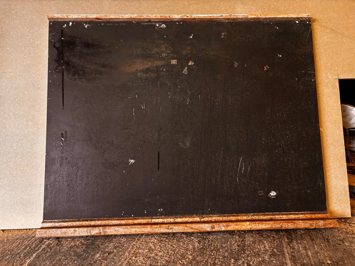 Black board - Image 1