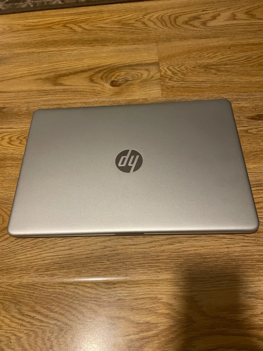 Hp laptop - Image 2