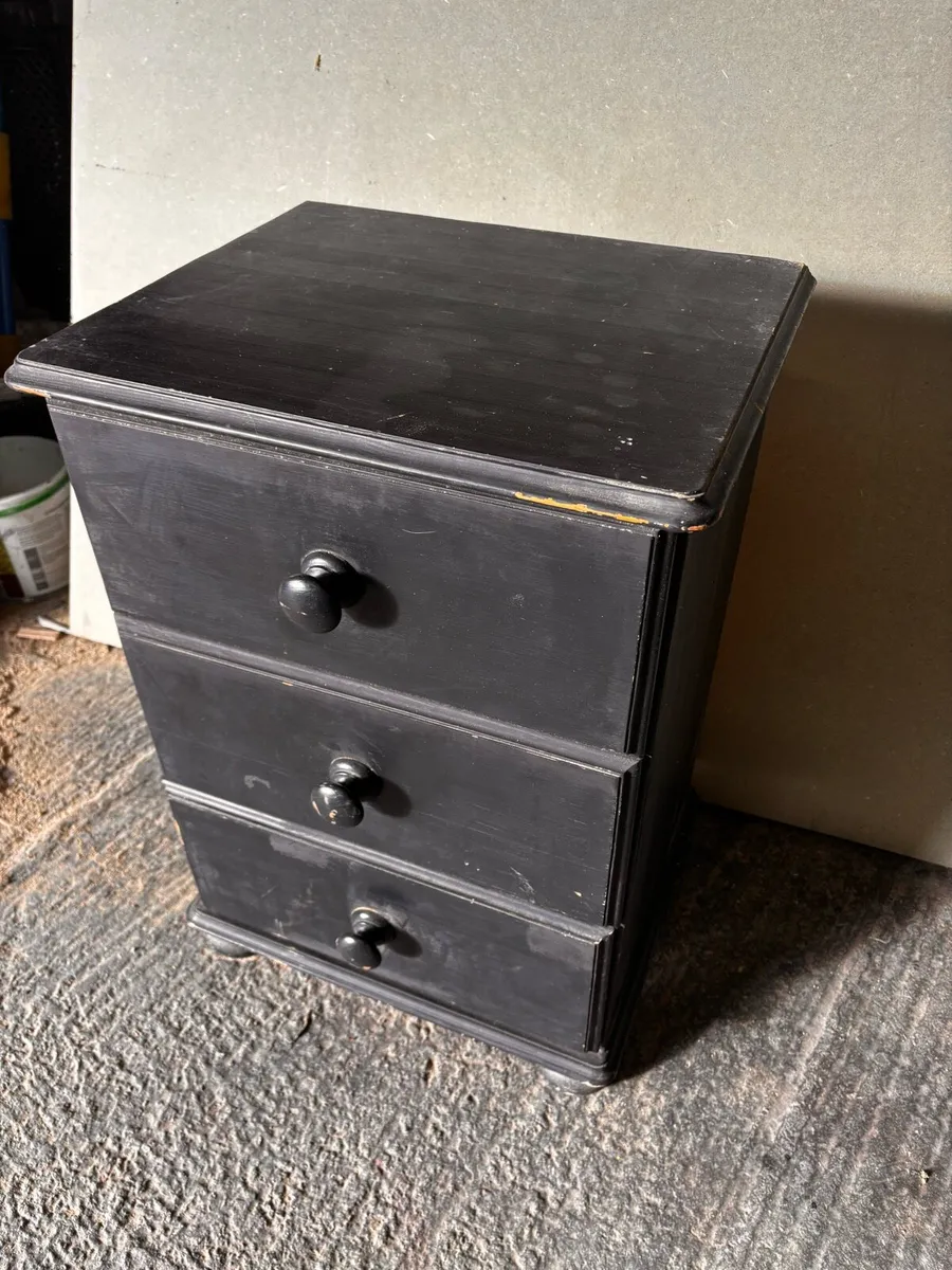 Bed side locker - Image 1