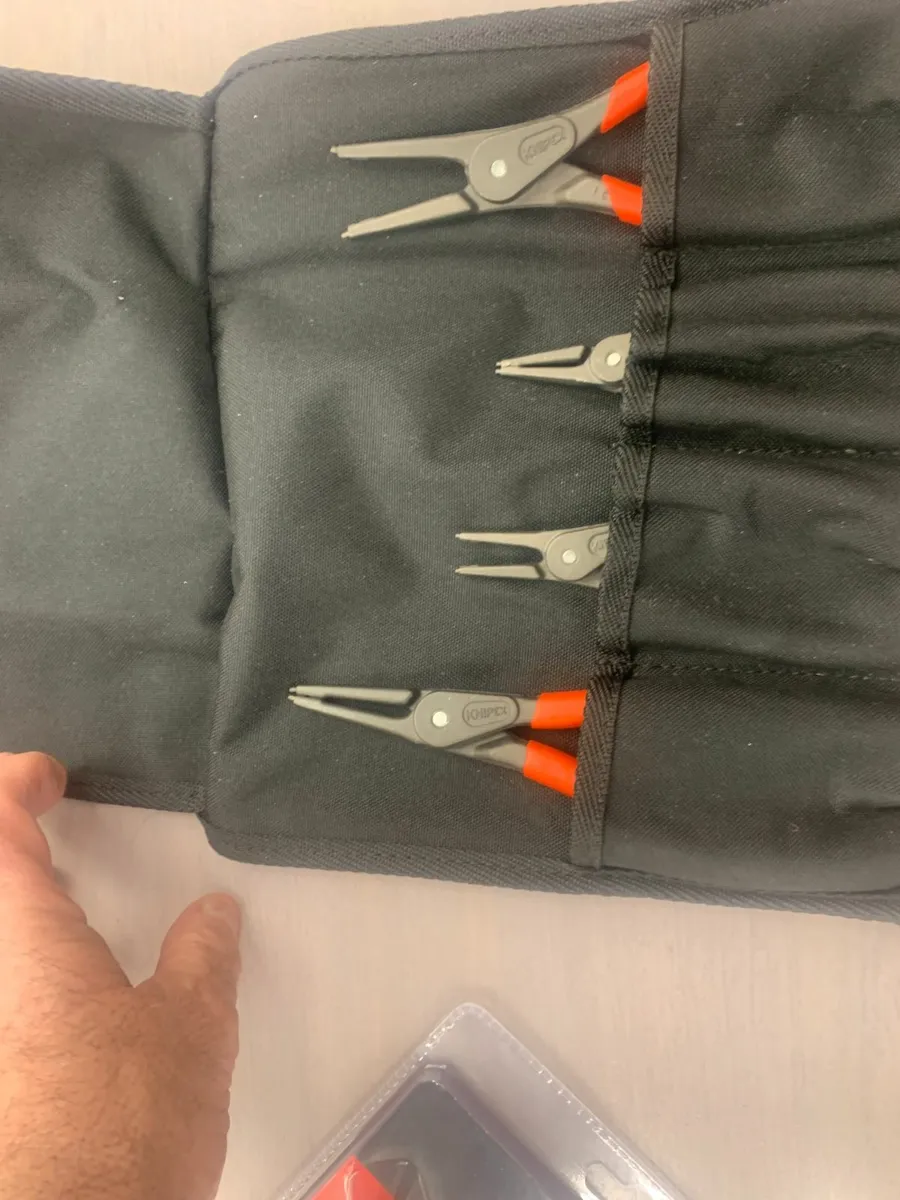 4 Piece Knipex Circlip Pliers Set - Image 3