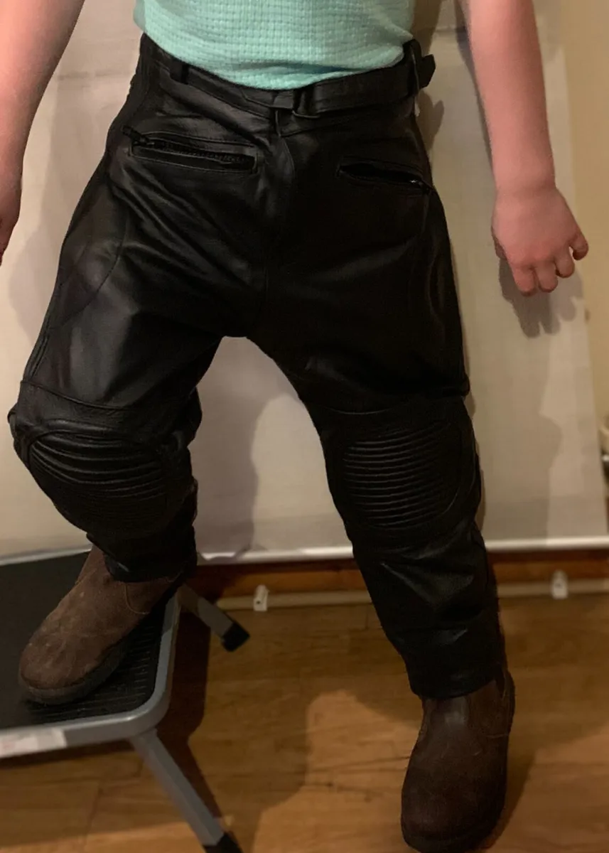 Armoured quilted shirts all €50 - Image 2