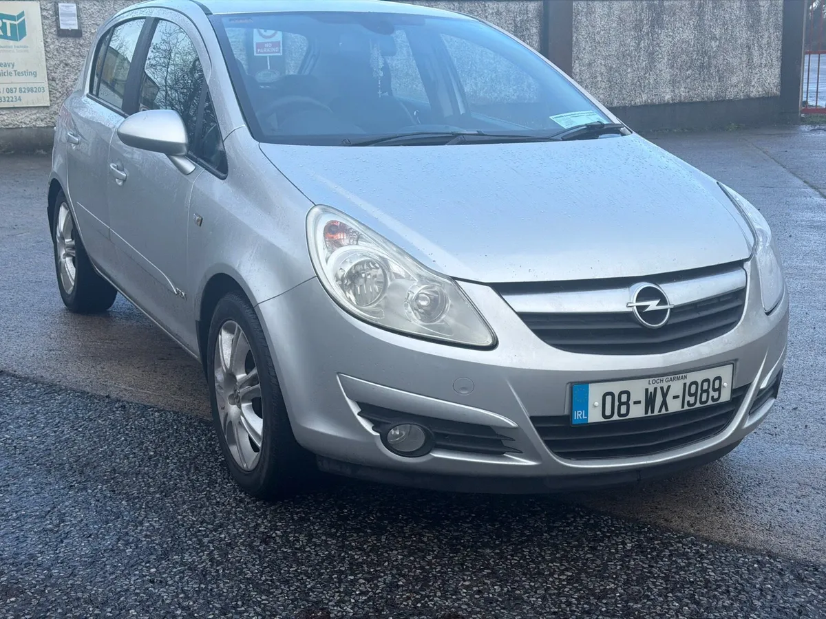 Opel Corsa 1.2 - Image 1