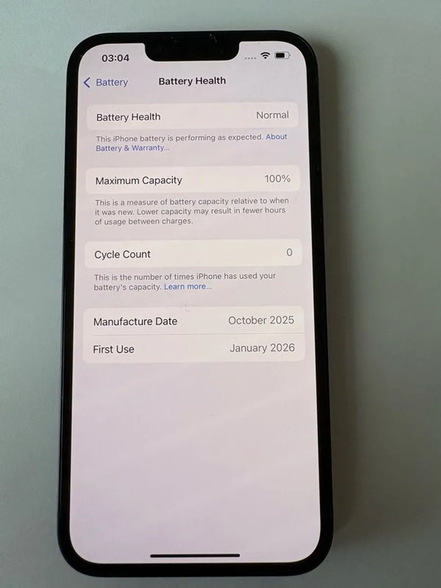 Apple iPhone 16e - Black - Image 3