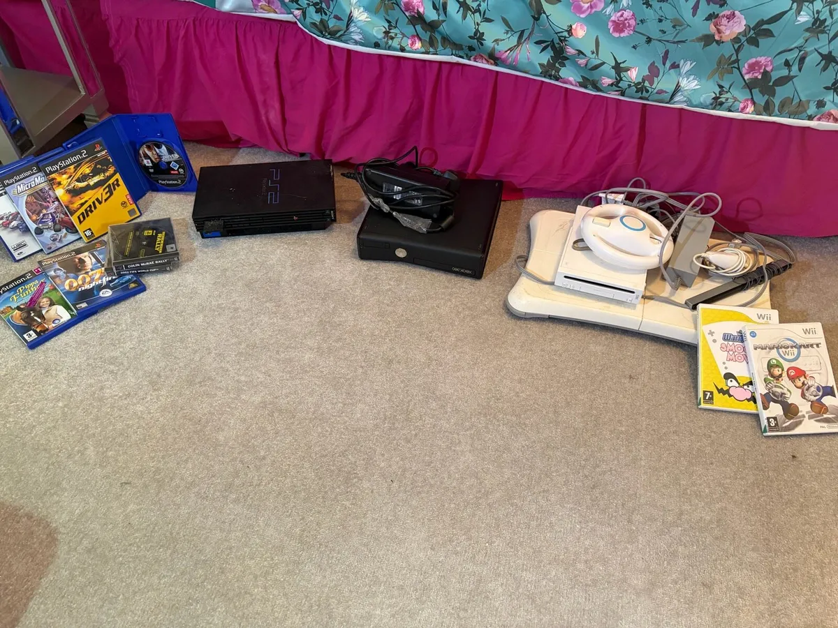 PlayStation 2/ Xbox 360 /Wii bundle - Image 1