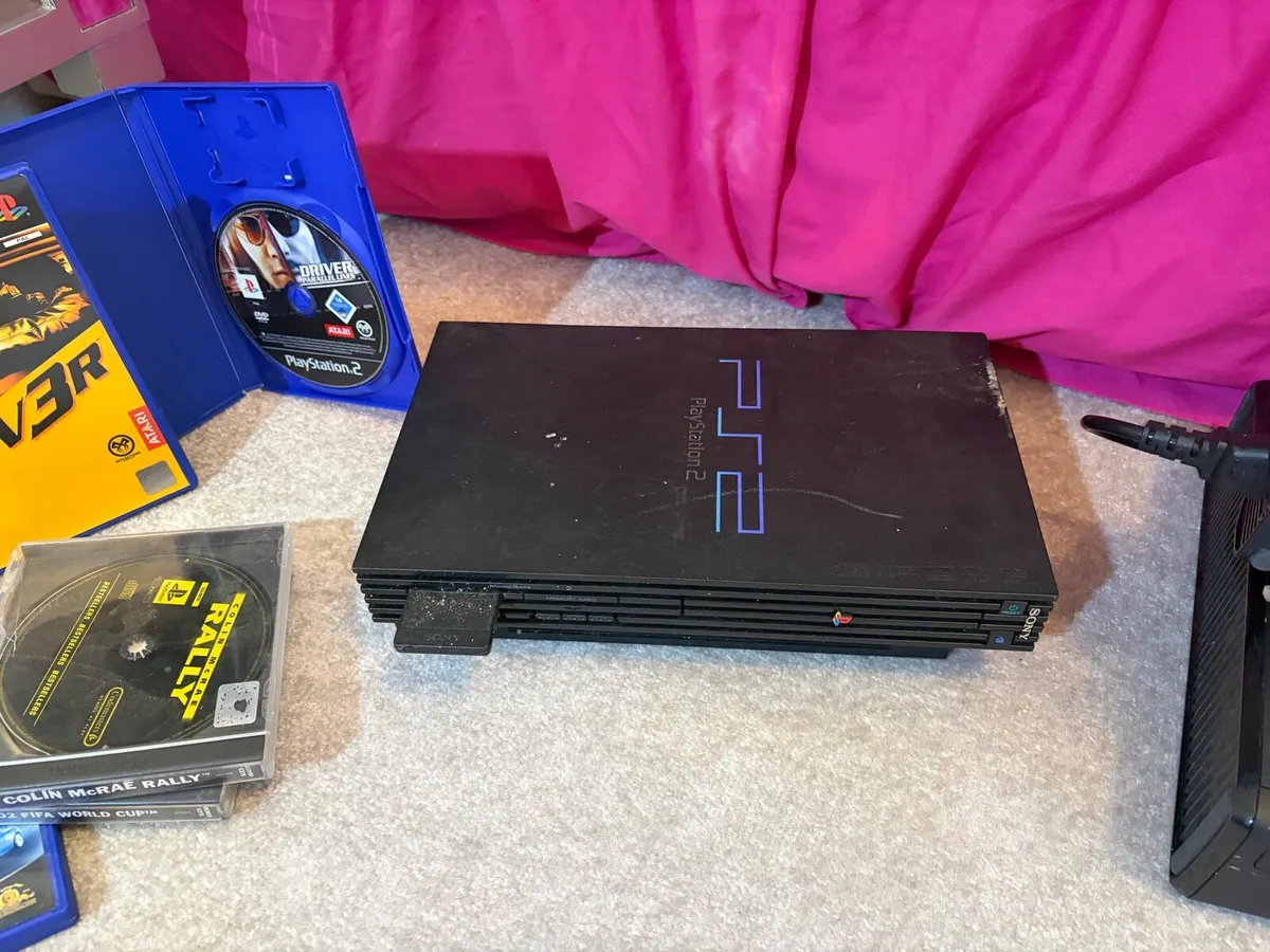 PlayStation 2/ Xbox 360 /Wii bundle - Image 4