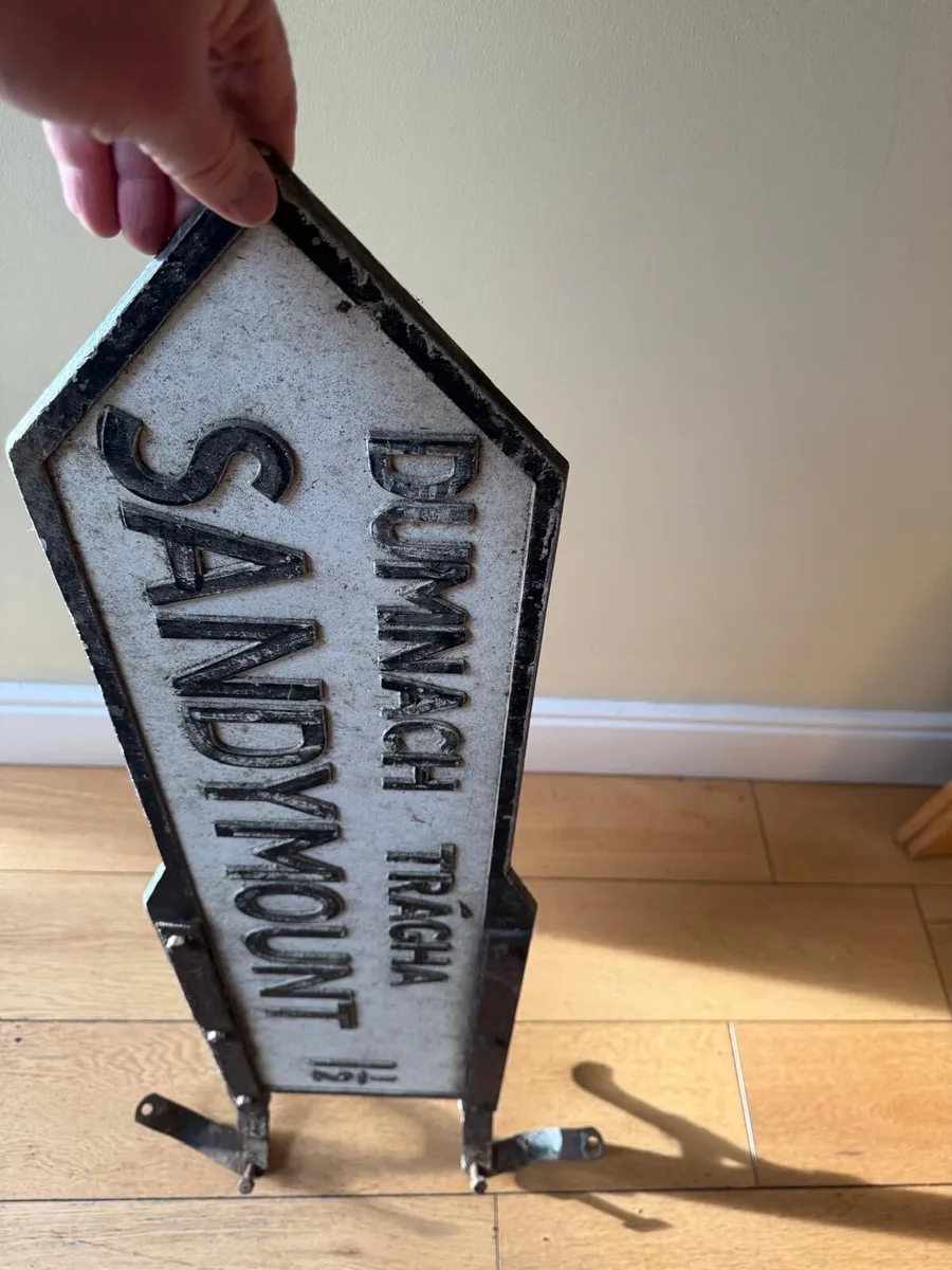Original old road sign - Sandymount - Image 2
