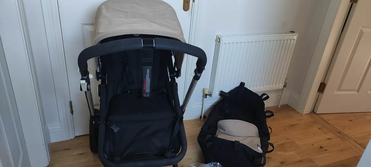 Bugaboo chameleon buggy with Maxi Cosi car seat - Image 3