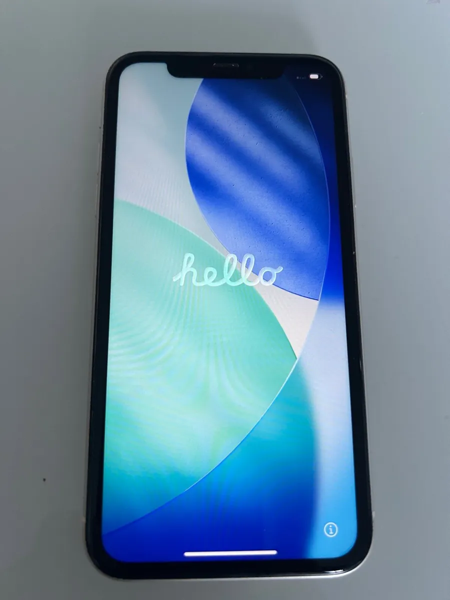 iPhone 11 64gb White - Image 1