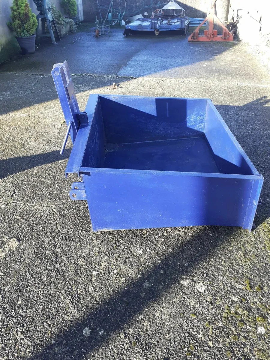 Tractor Tipper Transport Box for Sale - Image 2