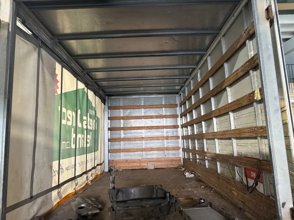 Fuso , Canter body - Image 1