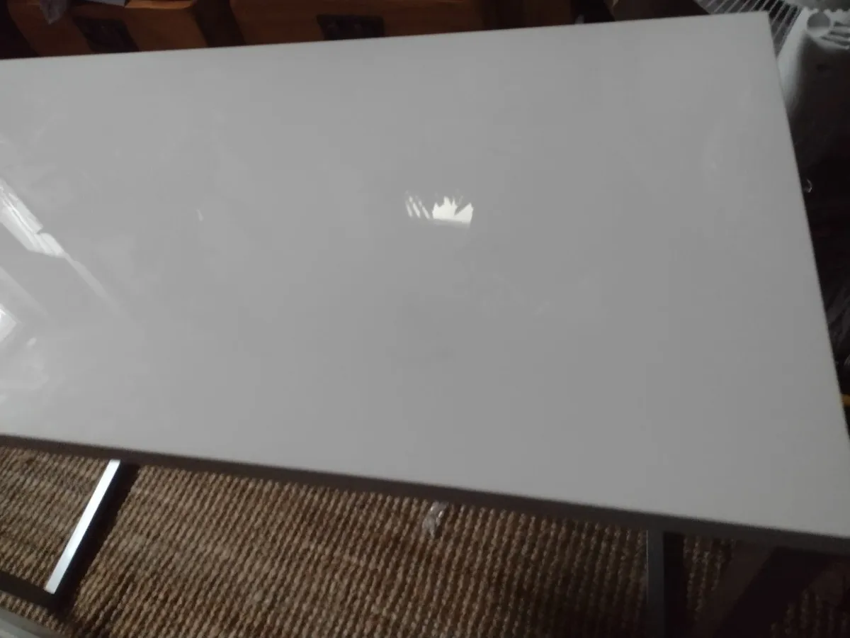 B&Q medium size desk - Image 3