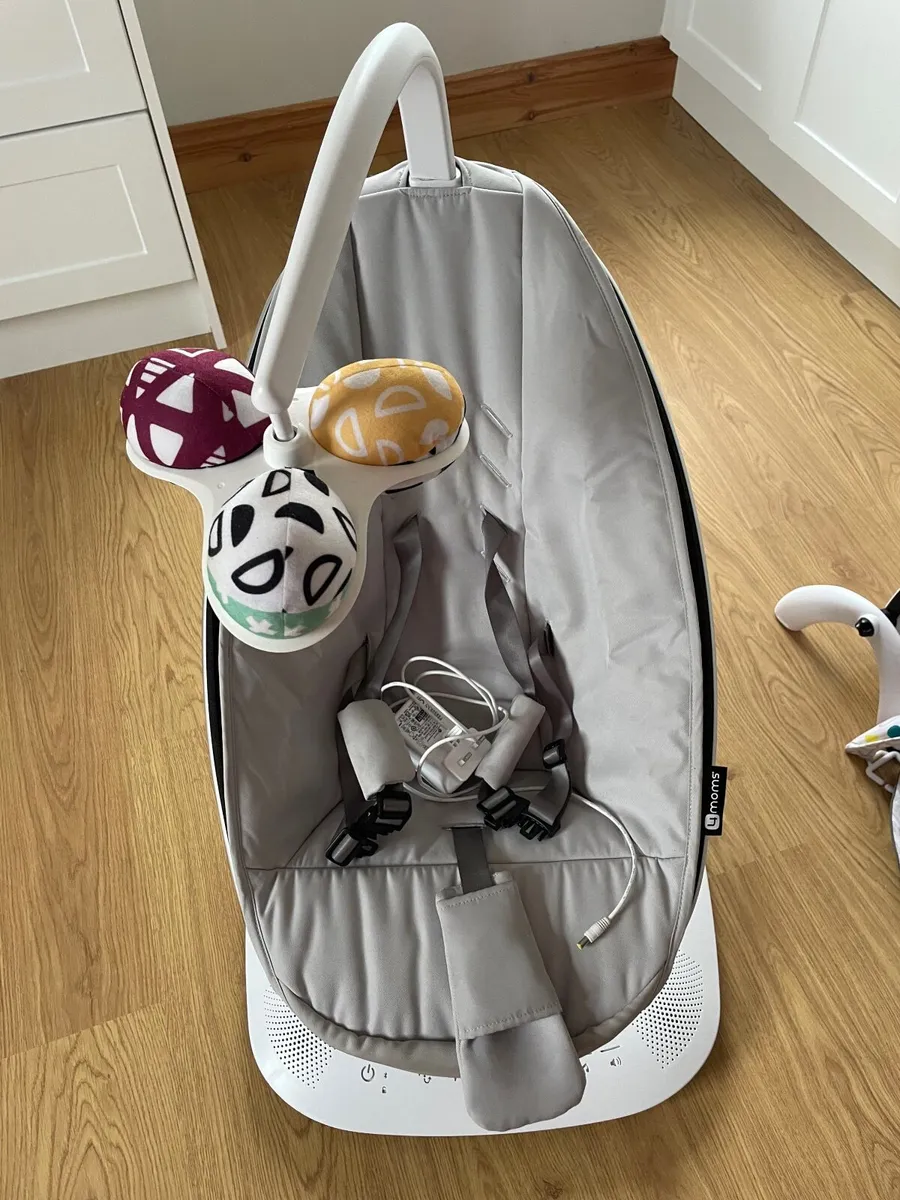 4moms™ MamaRoo™5 - Grey - Image 4