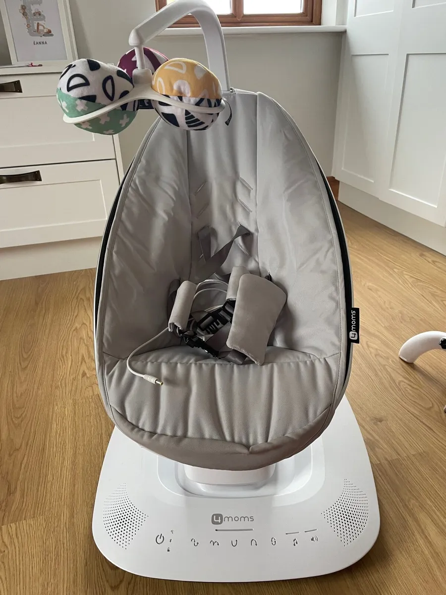 4moms™ MamaRoo™5 - Grey - Image 2
