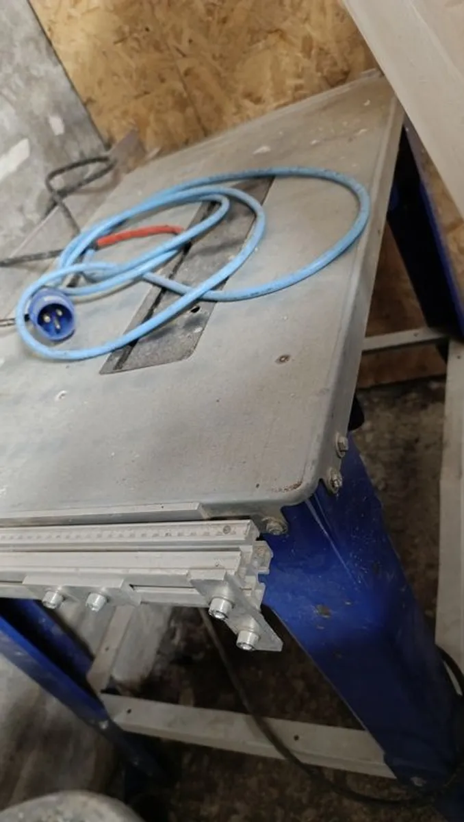 Charnwood W625 12" Contractor Saw - Image 1