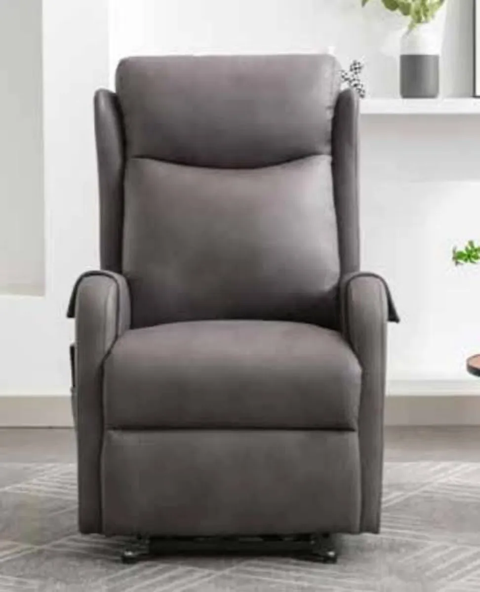 January sales brand new high back arm chai - Image 1