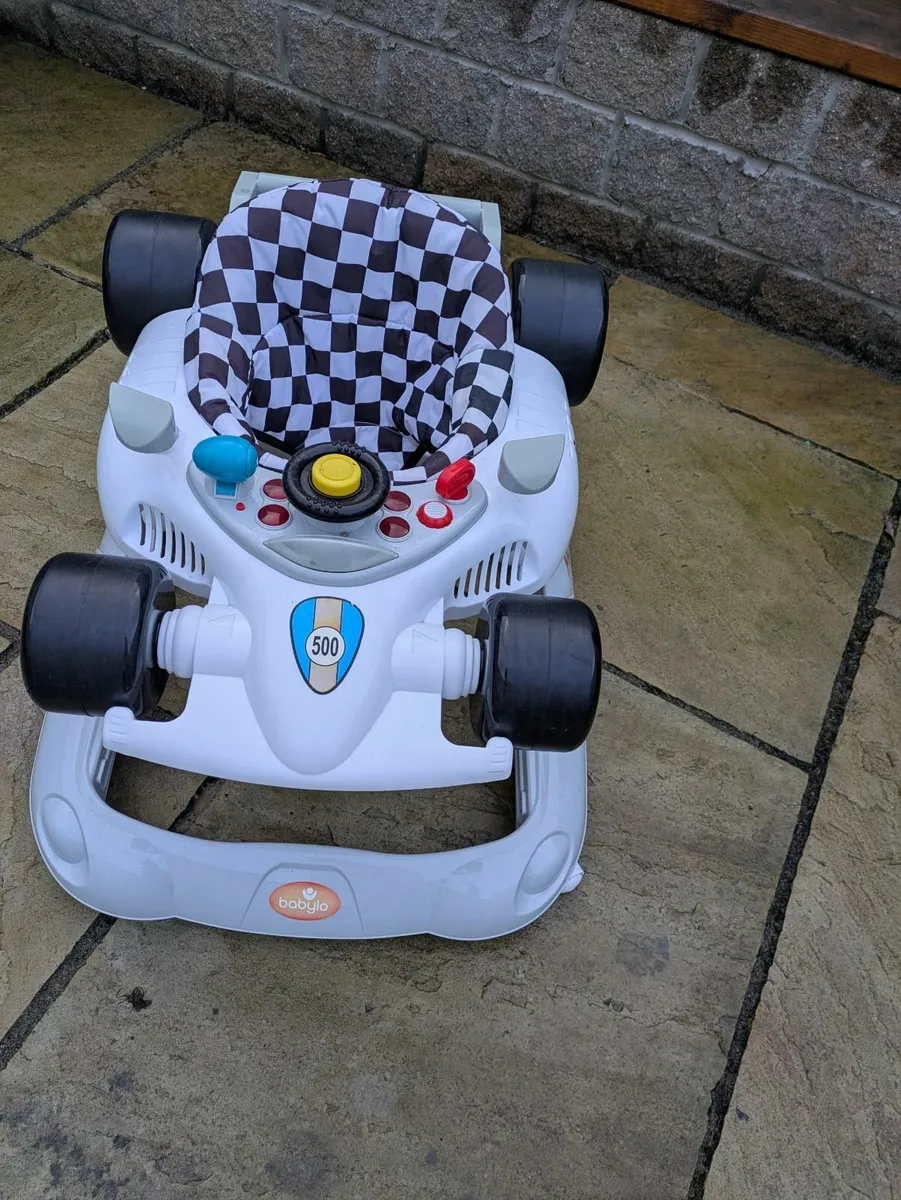 Baby walker - Image 2
