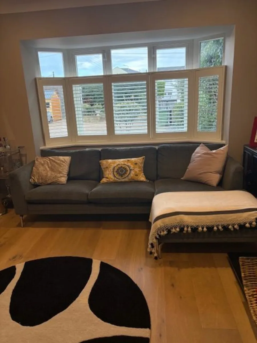 3 seat Sofa with chaise