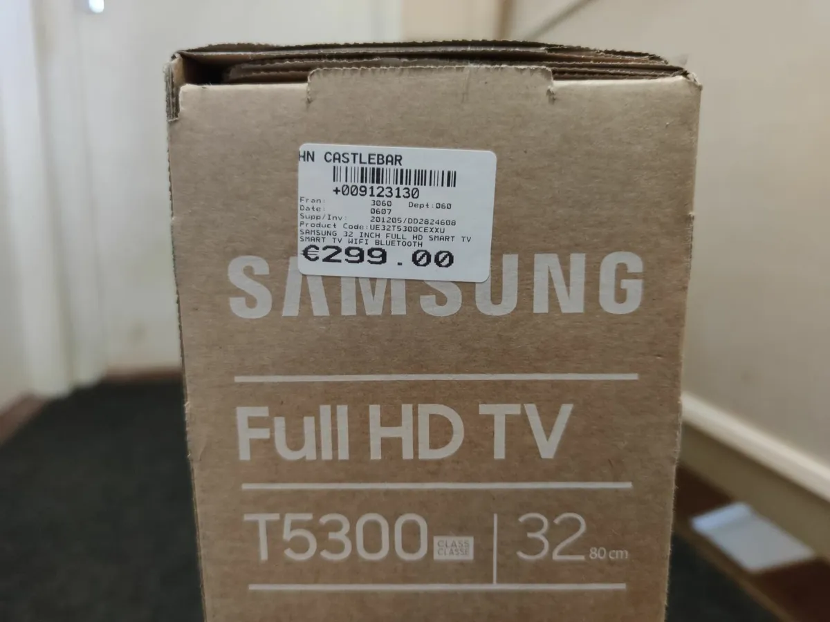 Samsung Full HD TV 32" Model T5300 - Image 1