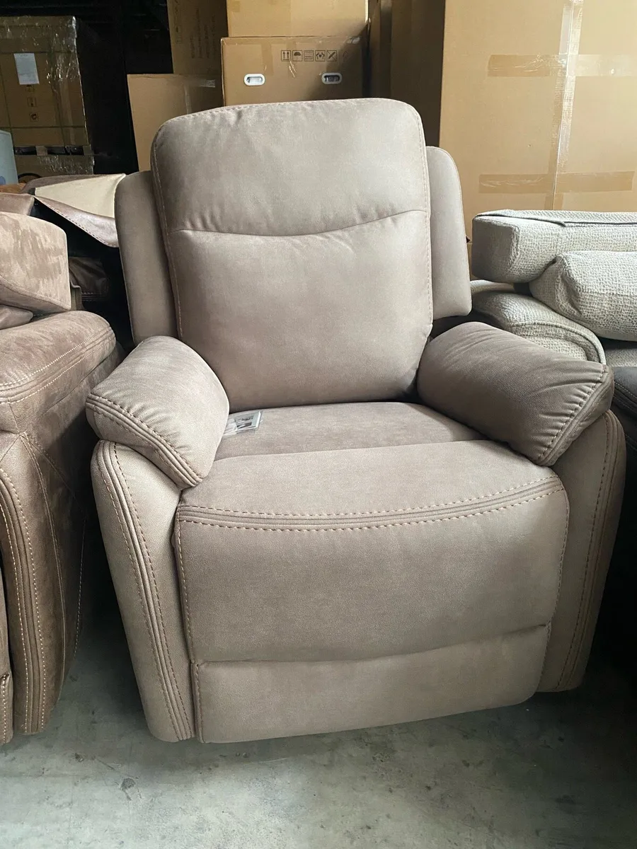 January sales brand new high back arm chai - Image 2