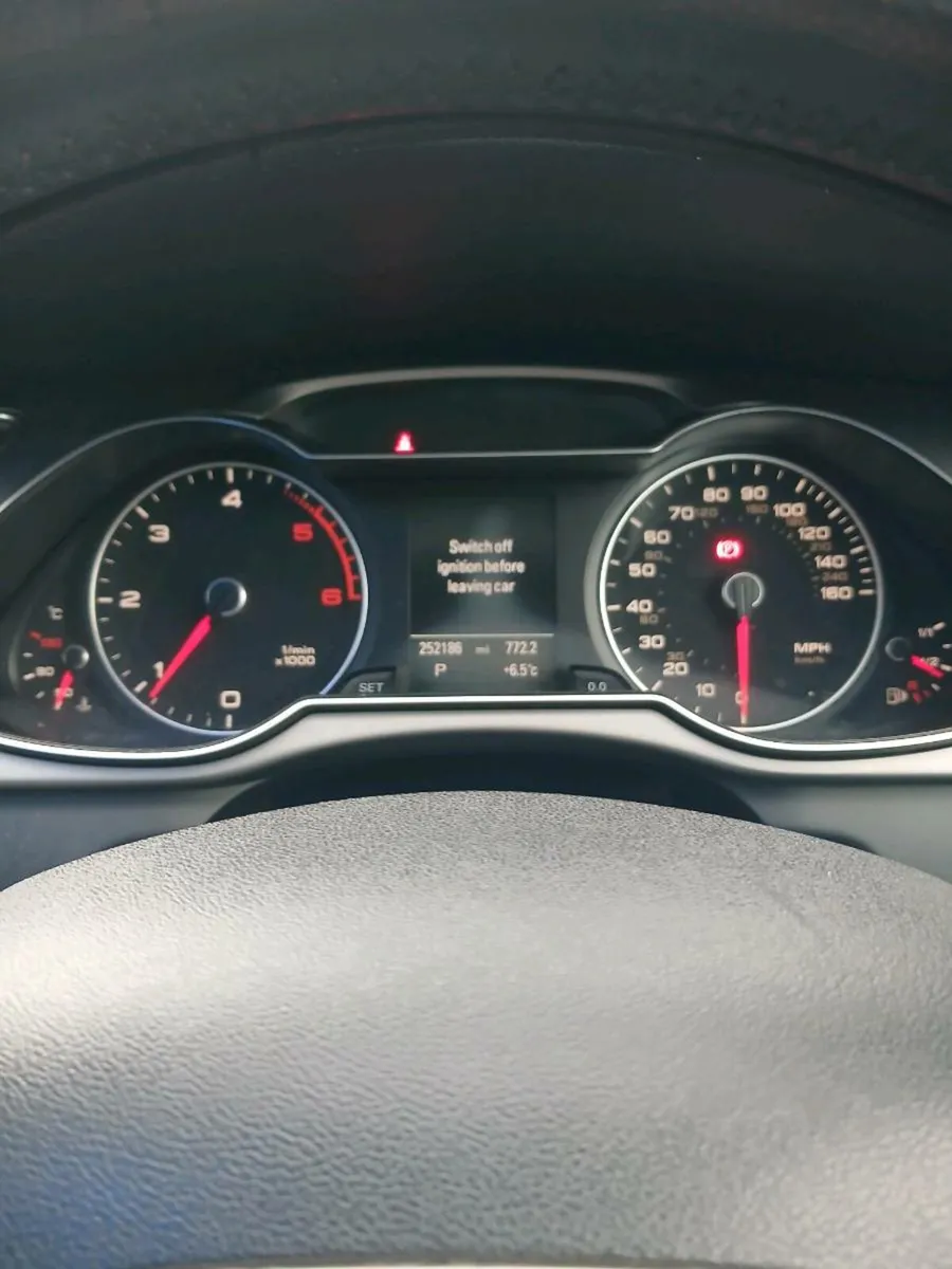 Audi a4 2012 Automatic - Image 2