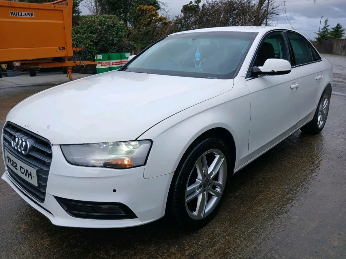 Audi a4 2012 Automatic - Image 4