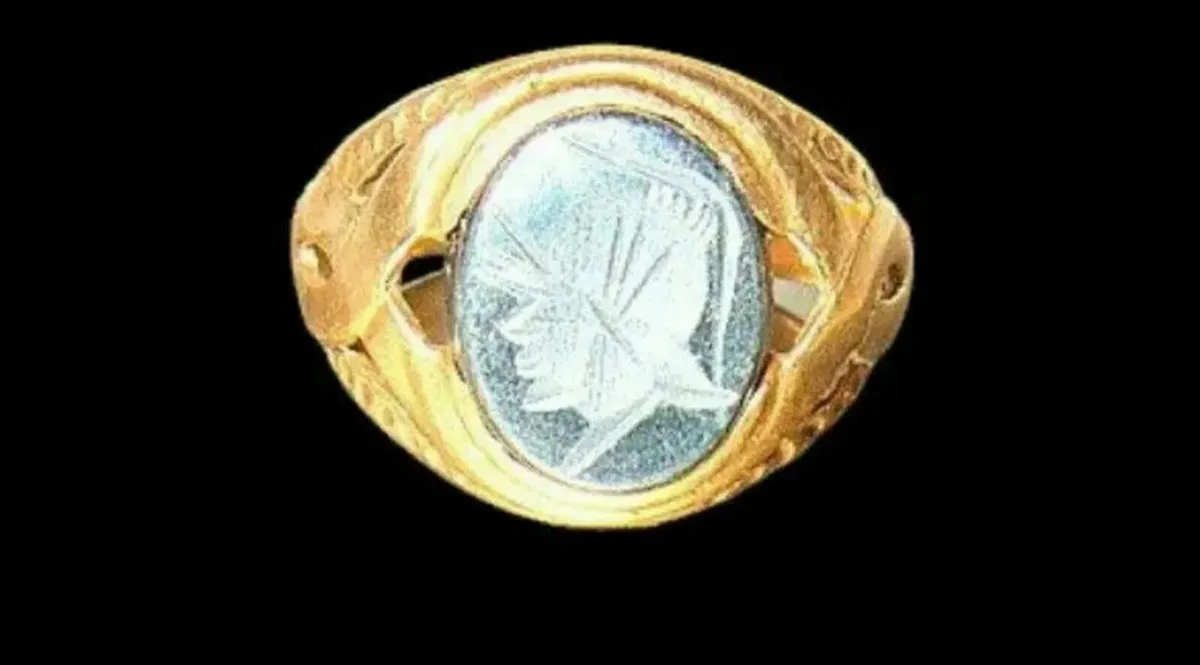 Vintage 9k Hematite Intaglio Signet Ring - Image 4