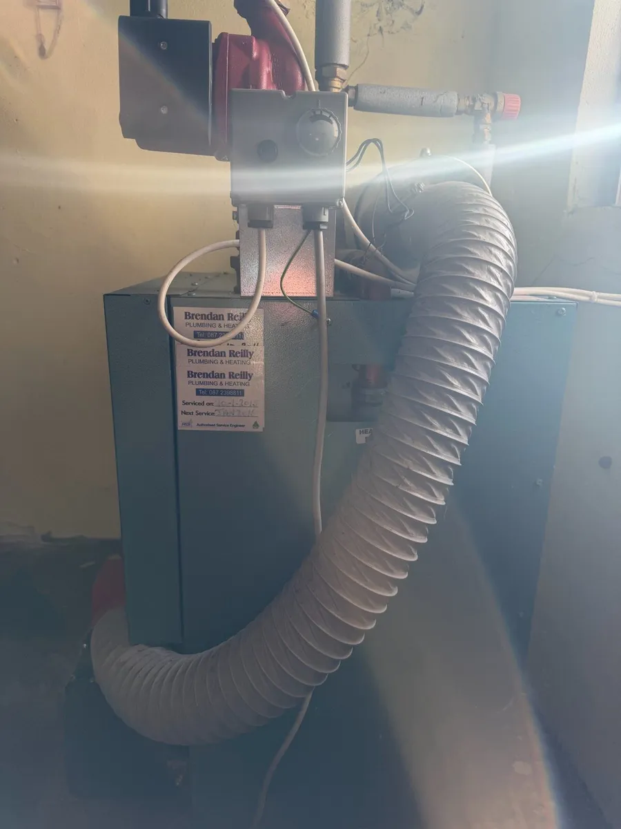 Grant oil boiler - Image 1