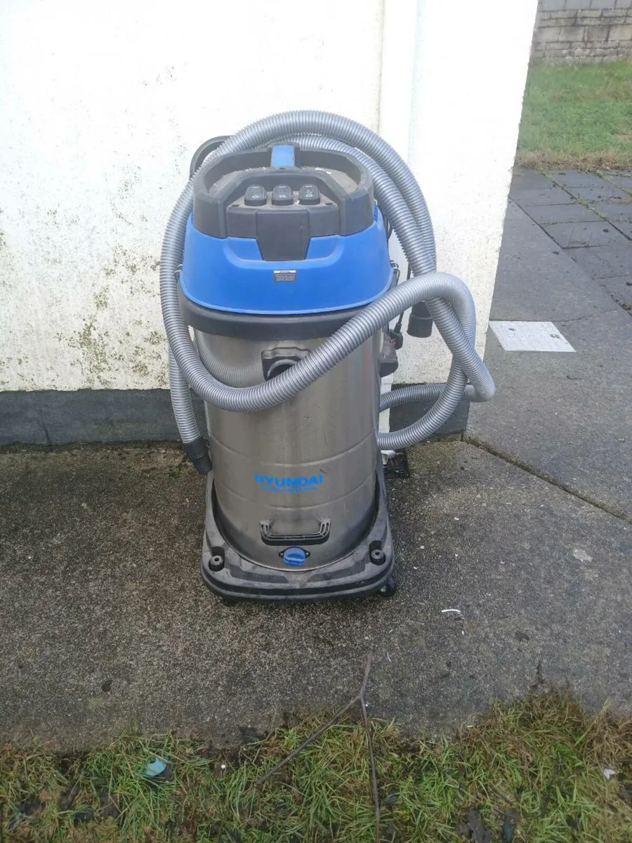 Industrial Hoover - Image 1