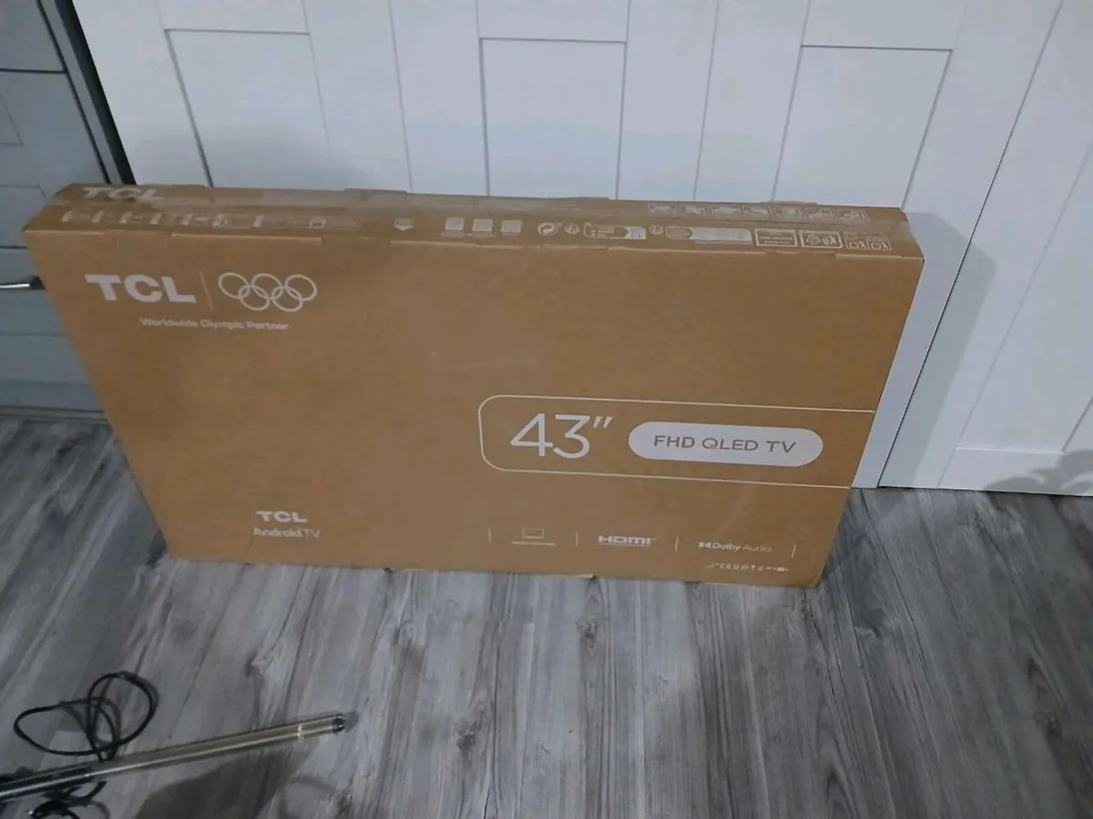 43 inch old tv - Image 1