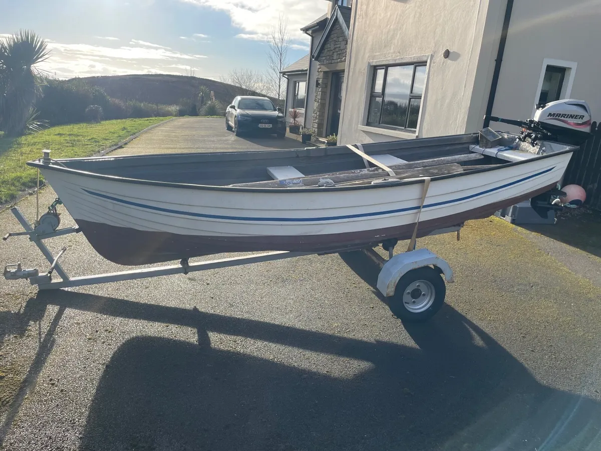 Boat , trailer , engine - Image 3