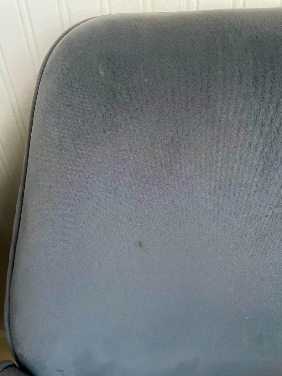 Pair of grey velvet dining/ accent chairs - Image 3