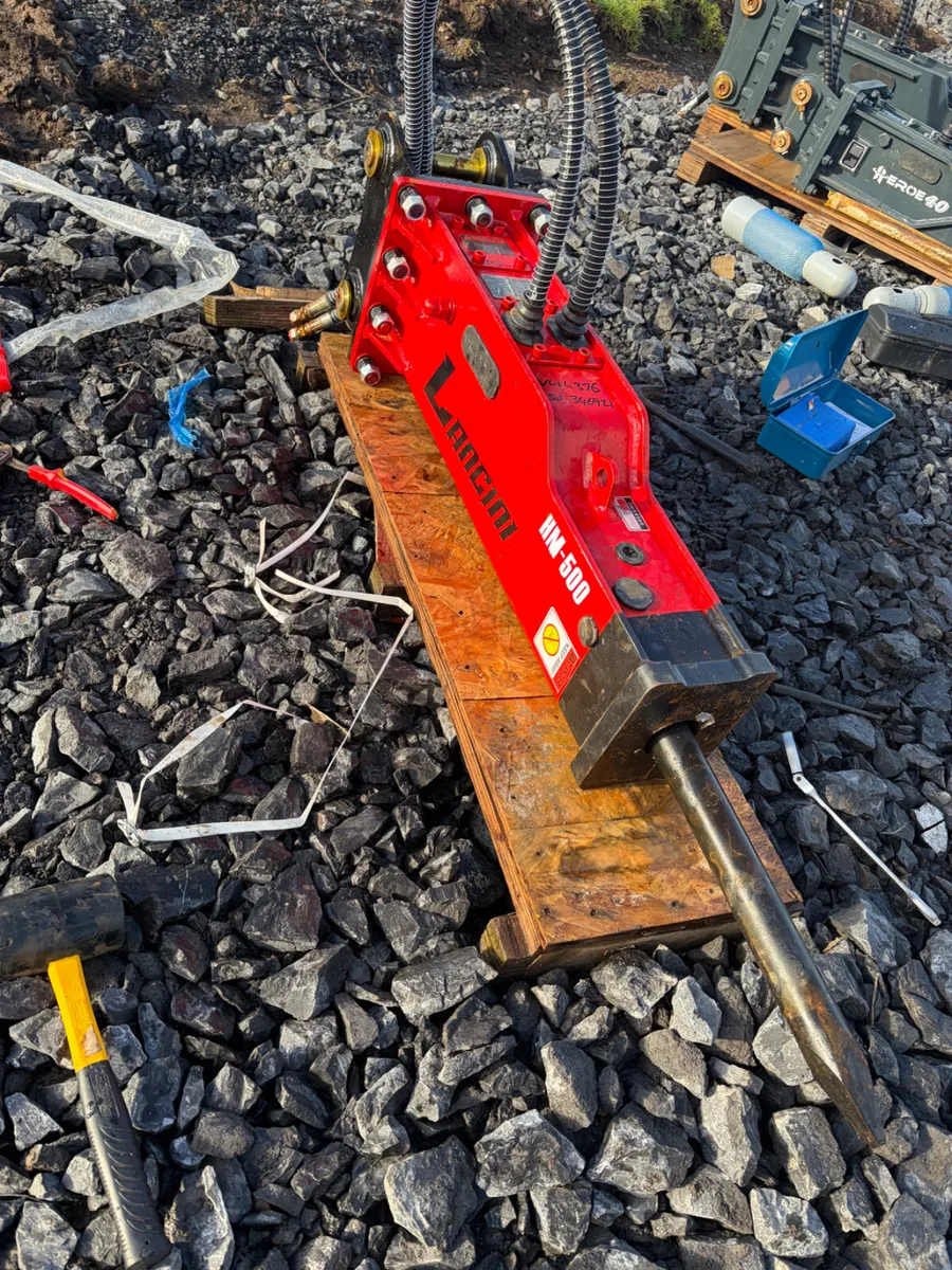 Unused Lancini rock breaker suit 3-6tonne - Image 3