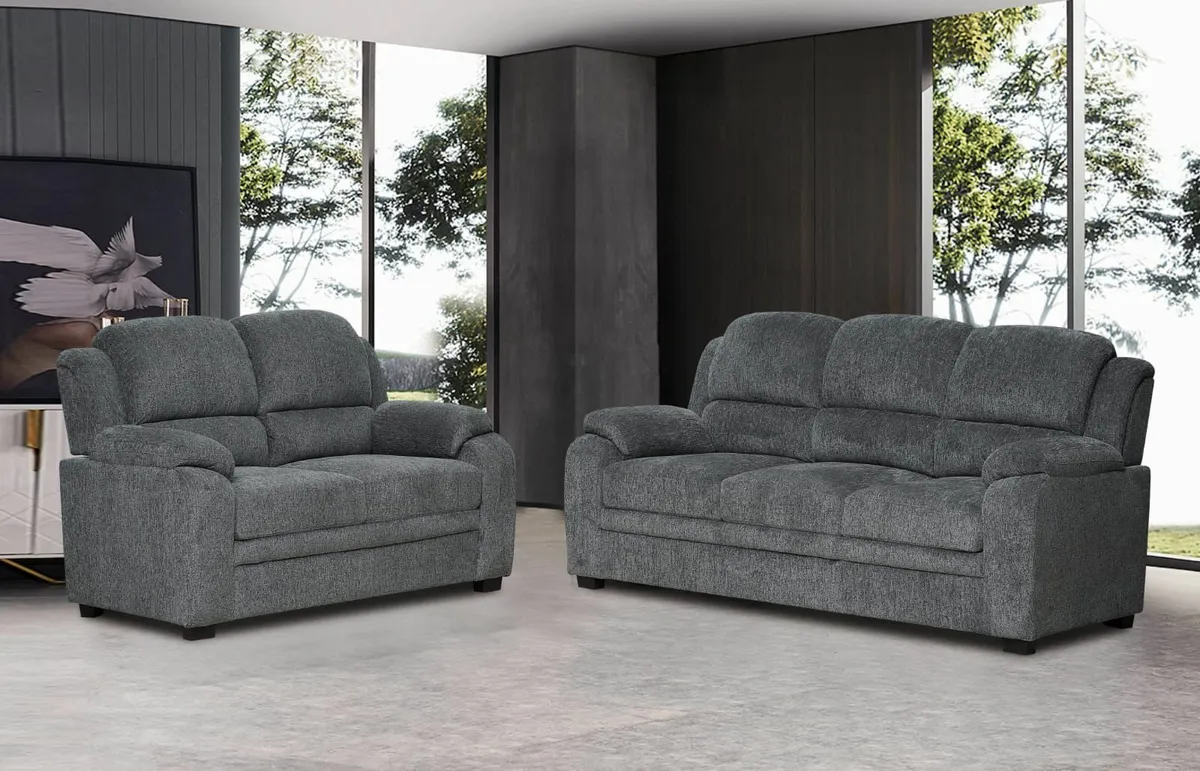 New sofa 3+2