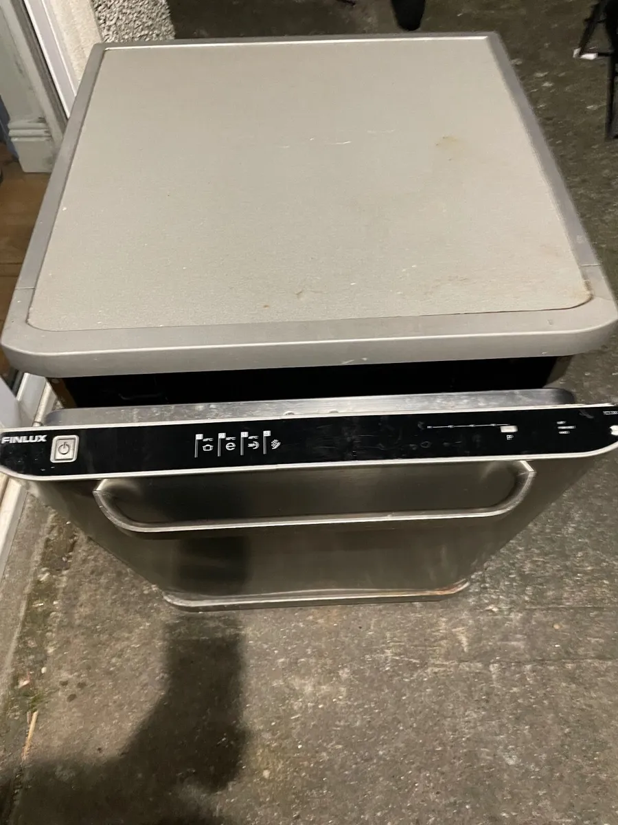 Dishwasher - Image 1