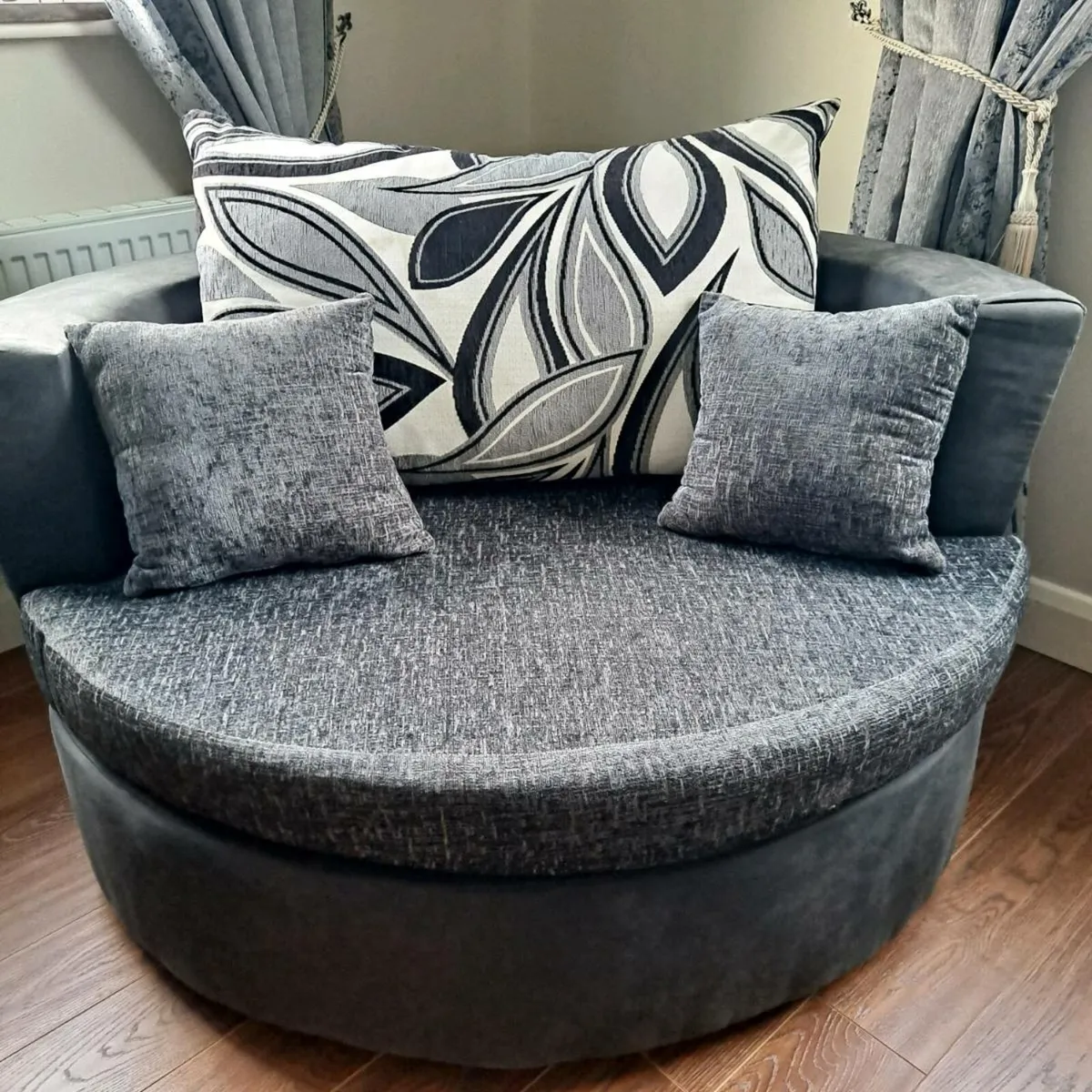 Couch for Sale - Image 3