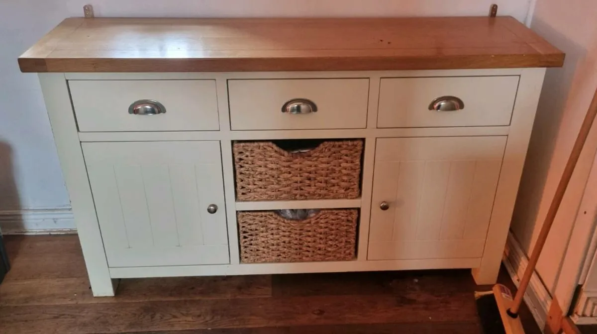 Dress /Sideboard - Image 2