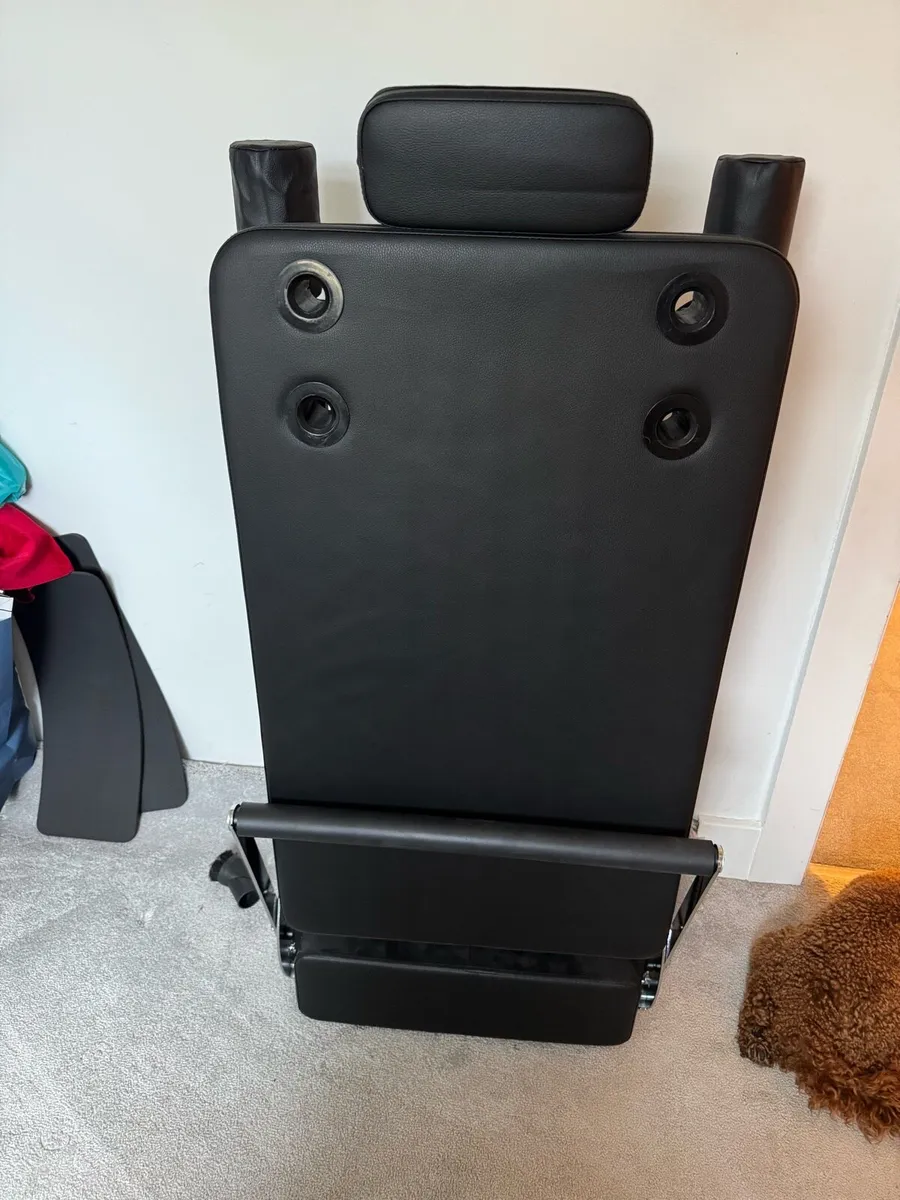 Pilates reformer machine - Image 3